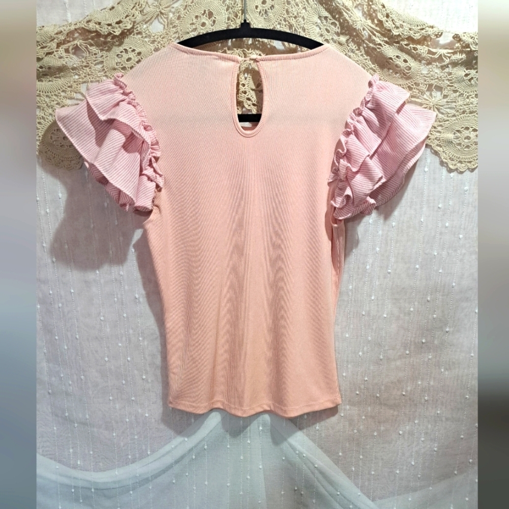 Milk & Honey Cute Ruffled Short Sleeve Blouse in Soft Pink - Picture 5 of 7